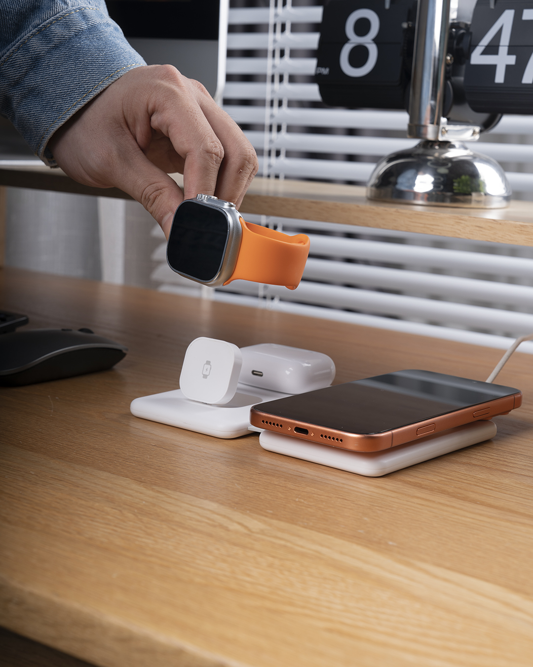 Wireless Charger - BWOO 3 In 1 Compact White — cargador (foto 5 de 7)