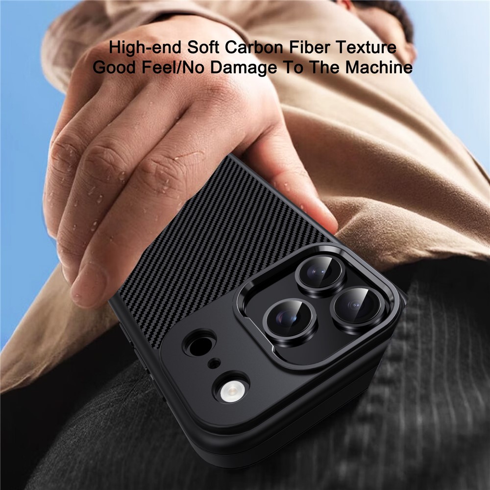 iPhone 17 Pro Max - IPAKY Carbon Fiber Metal Lens Black — estuche (foto 9 de 10)