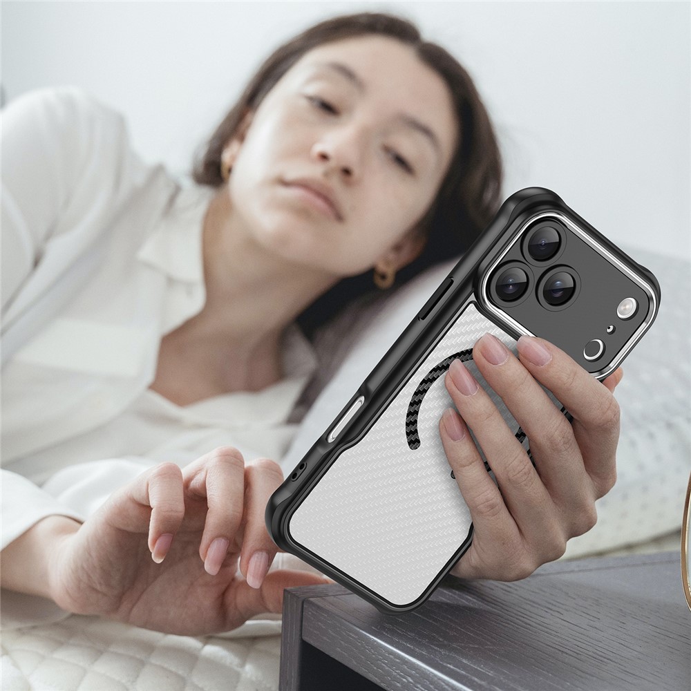 iPhone 17 Pro Max - Hybrid Carbon Fiber Black — estuche (foto 6 de 11)