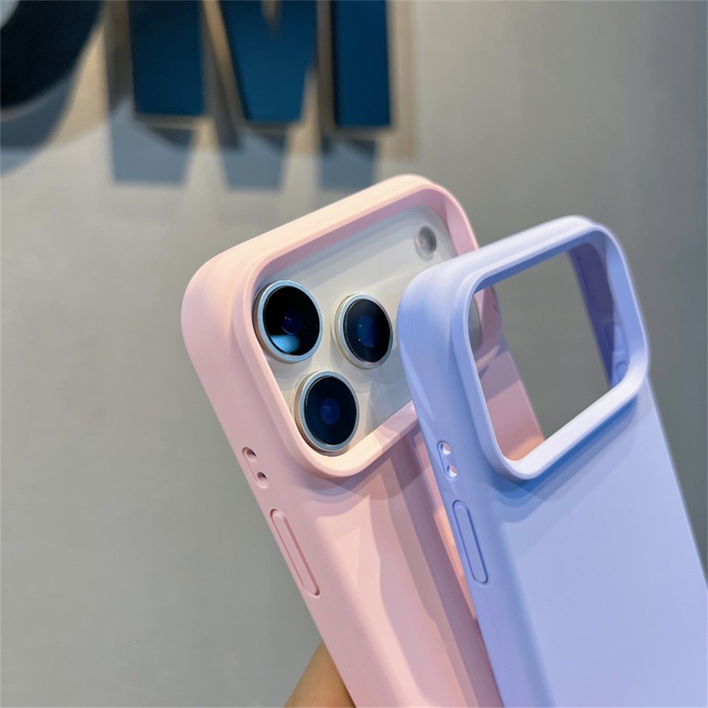 iPhone 18 Pro/17 Pro - Liquid Silicone Microfiber With Wrist Strap Light Yellow — estuche (foto 4 de 5)